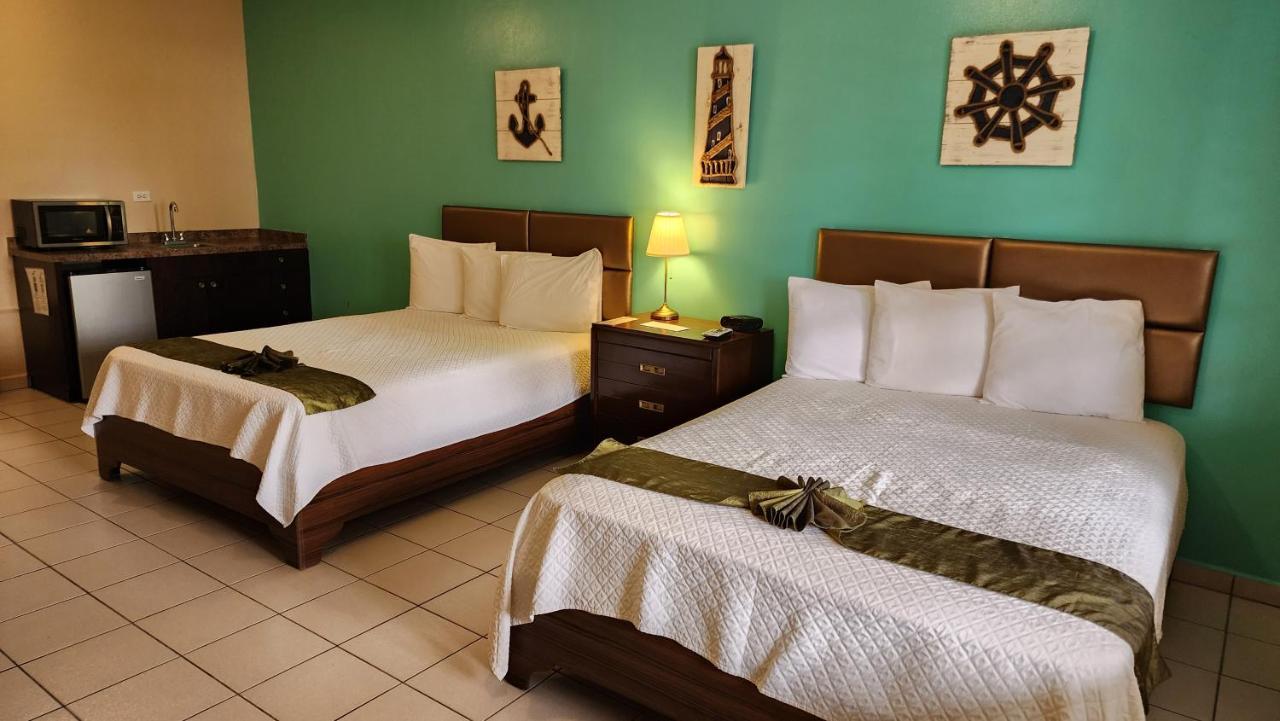 Combate Beach Resort Cabo Rojo Exterior foto