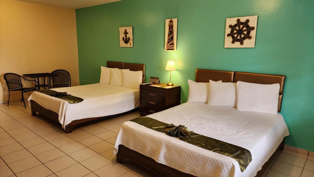 Combate Beach Resort Cabo Rojo Exterior foto